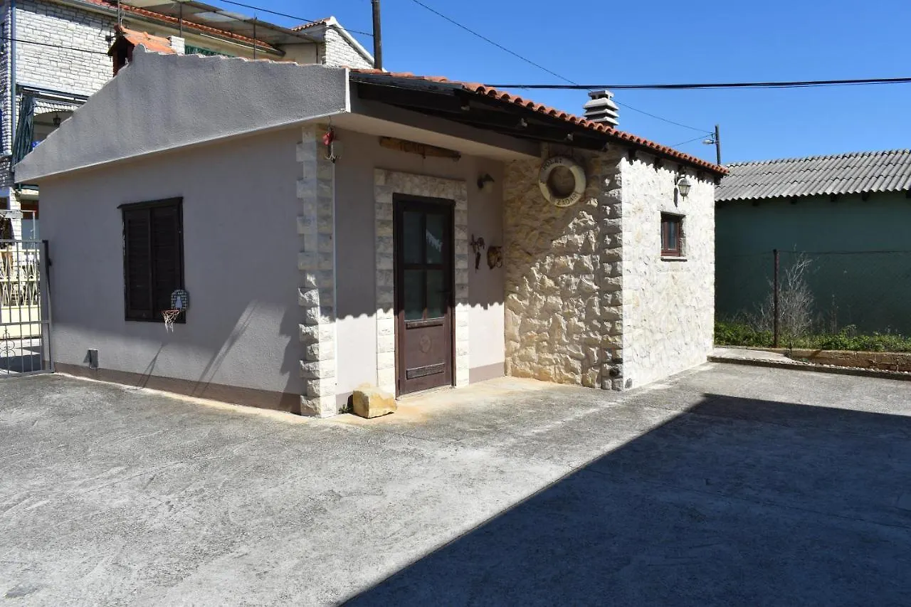 Apartman Dodo Zadar 0*,  Croatia