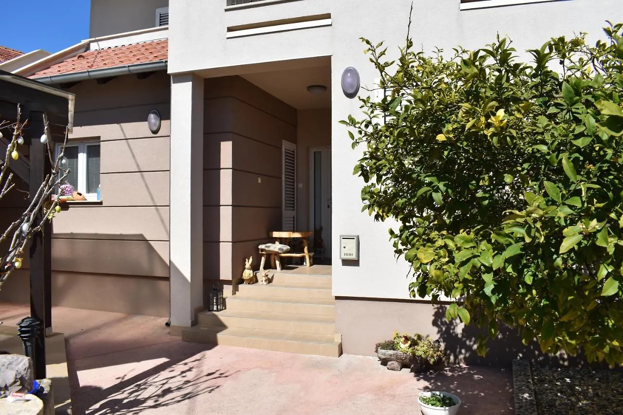 Apartman Dodo Zadar 0*,  Croatia