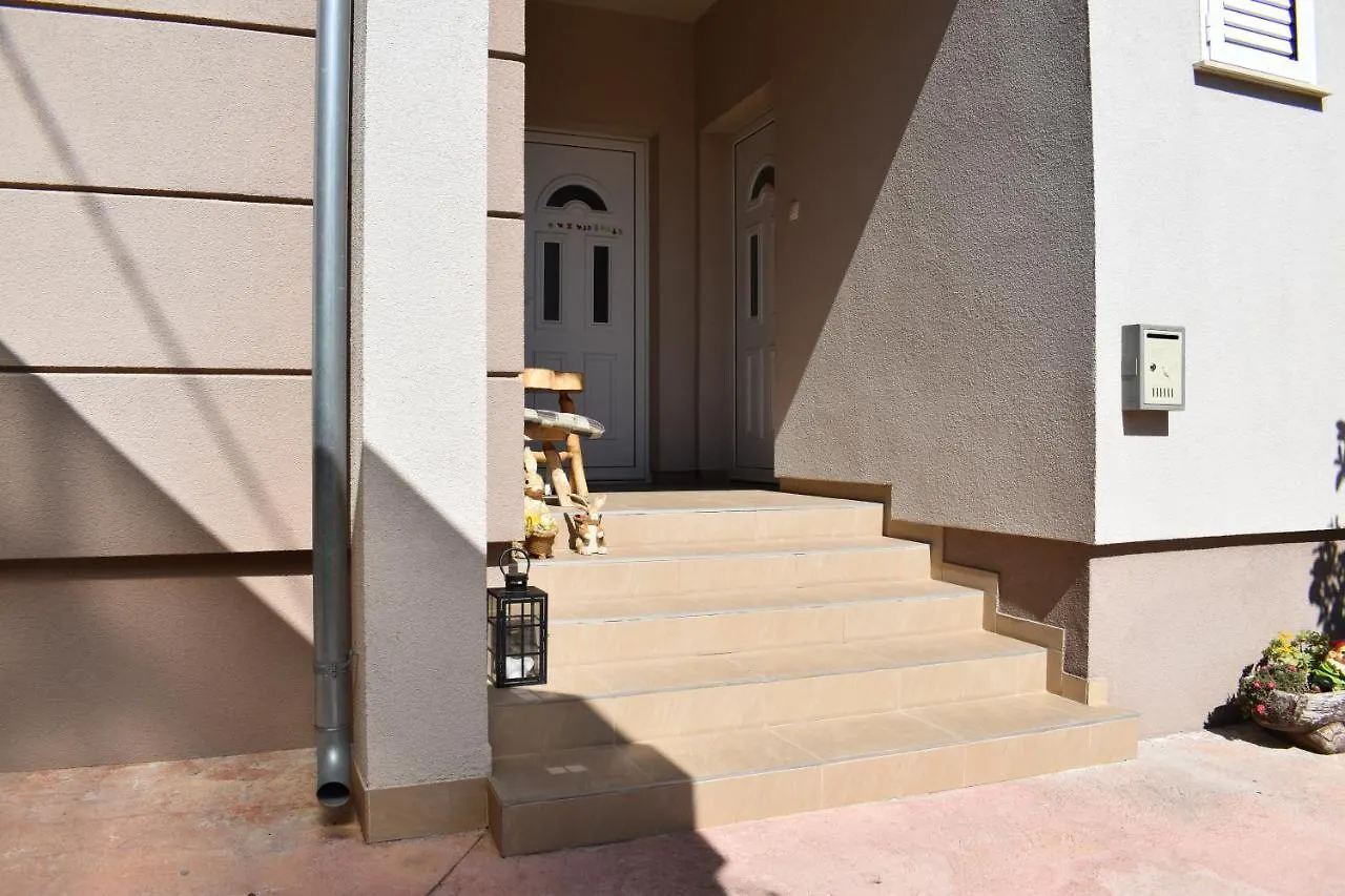 Apartman Dodo Zadar Apartment