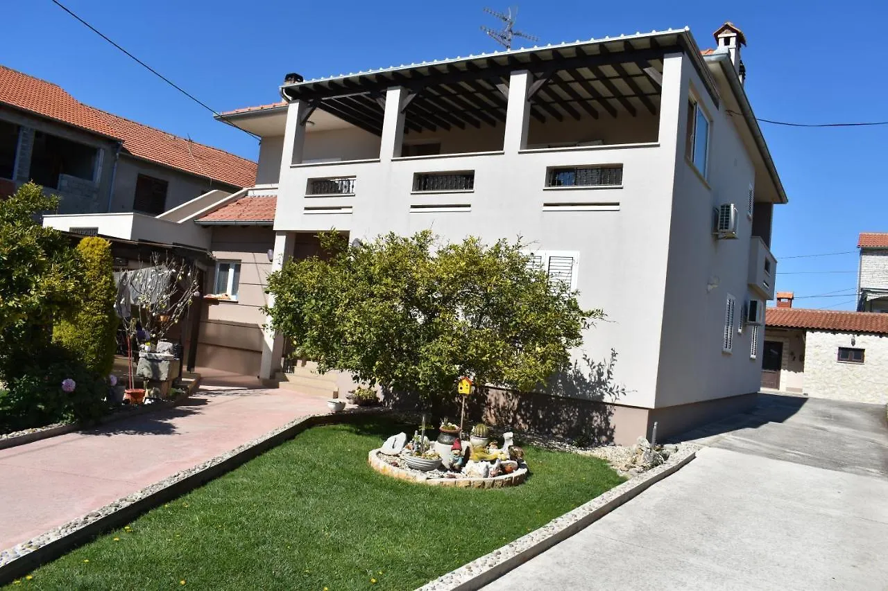 Apartment Apartman Dodo Zadar